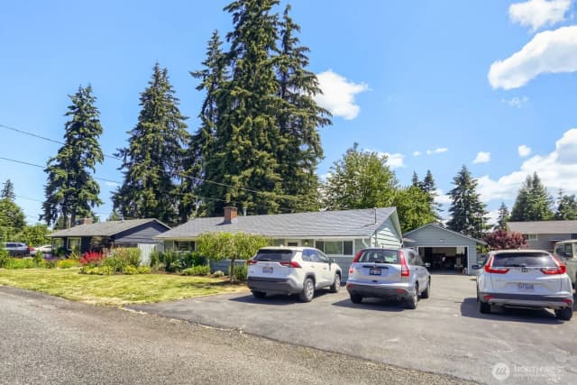 Property photo for 21801 51st Avenue W, Mountlake Terrace photo 3