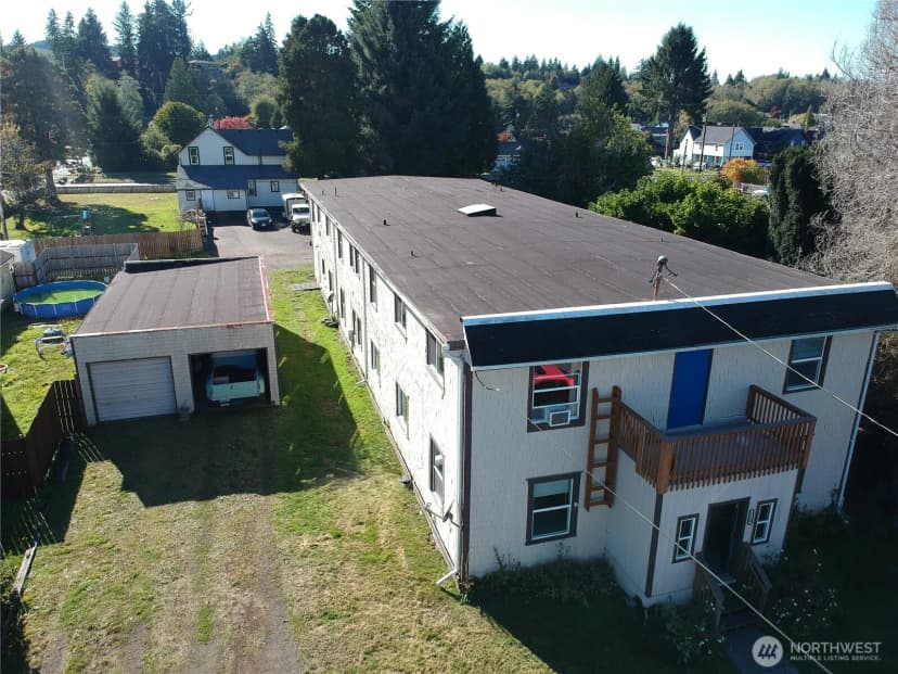 Property photo for 1320 3rd Street, Cosmopolis photo 10