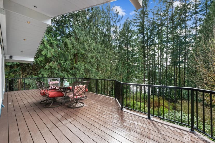 Property photo for 3820 E Ames Lake Drive Ne, Redmond photo 34