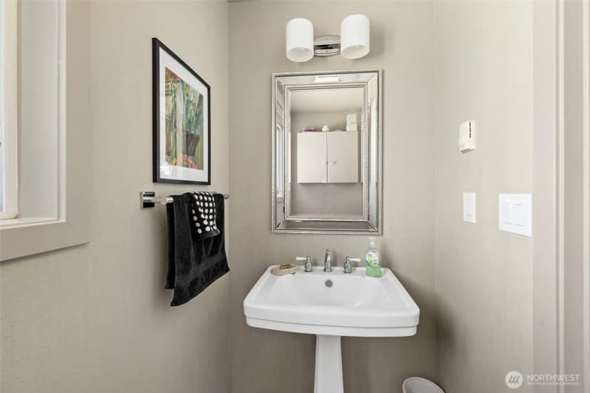Property photo for 1045 Ne Summit Loop, Coupeville photo 18