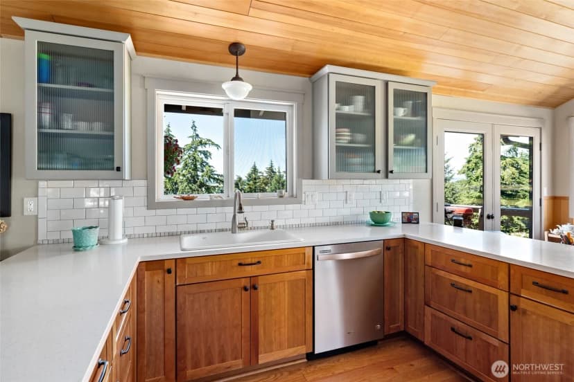 Property photo for 1045 Ne Summit Loop, Coupeville photo 14