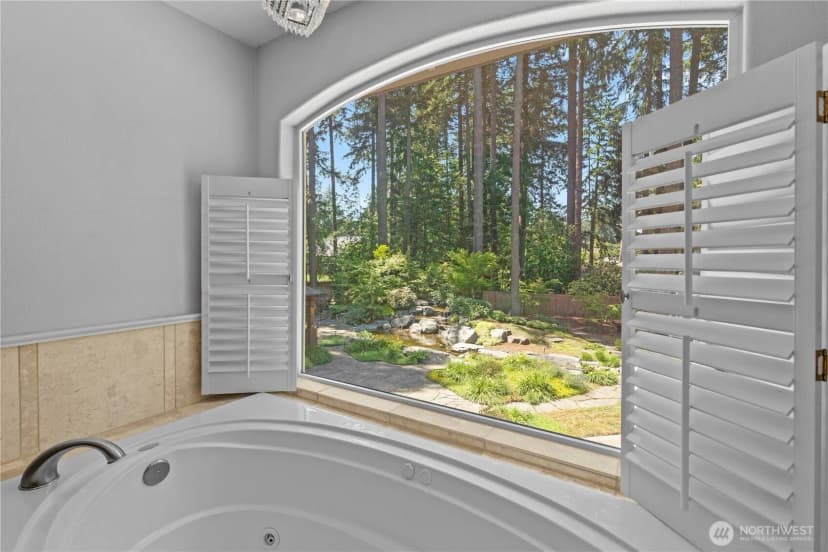 Property photo for 12222 Gravelly Lake Drive Sw, Lakewood photo 19