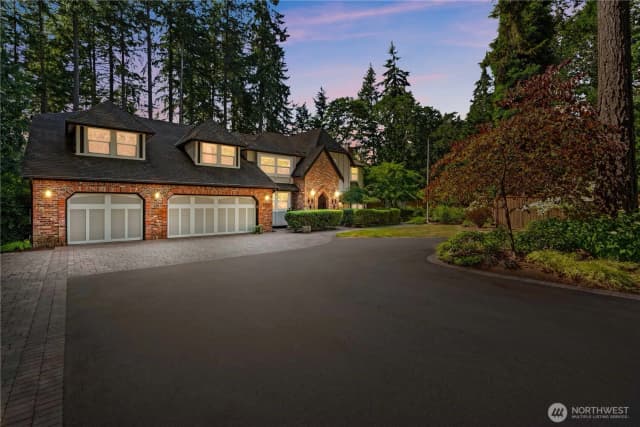 Property photo for 12222 Gravelly Lake Drive Sw, Lakewood
