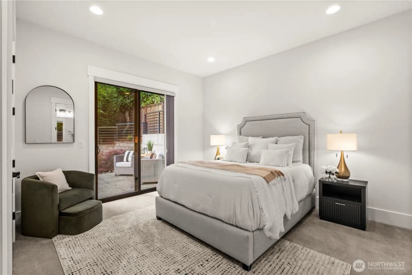 Property photo for 10668 Se 32nd Street, Bellevue photo 14