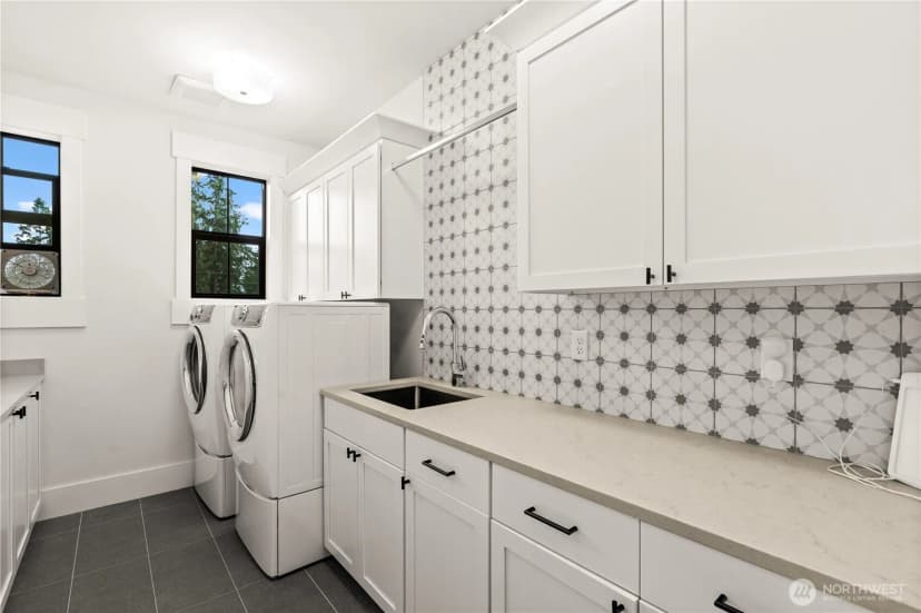 Property photo for 10668 Se 32nd Street, Bellevue photo 33