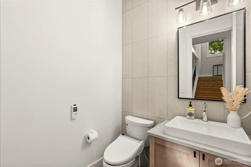 Property photo for 10668 Se 32nd Street, Bellevue photo 21