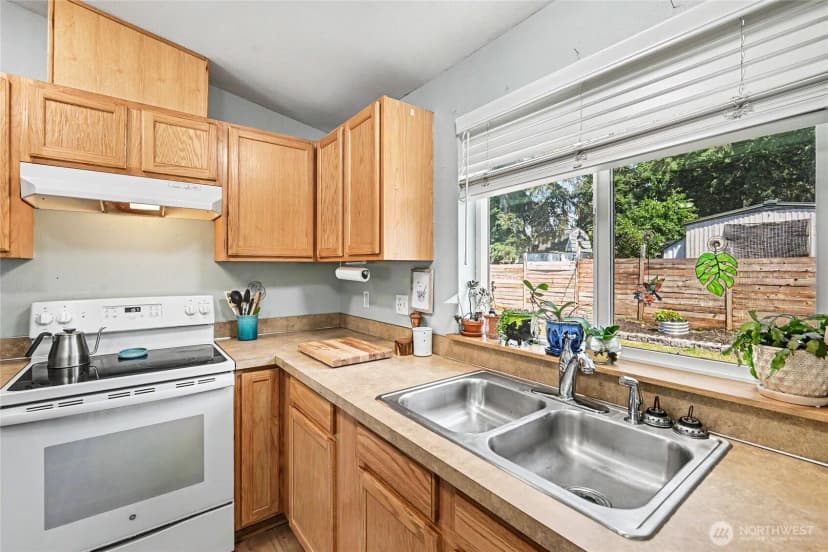 Property photo for 25413 31st Avenue E, Spanaway photo 12