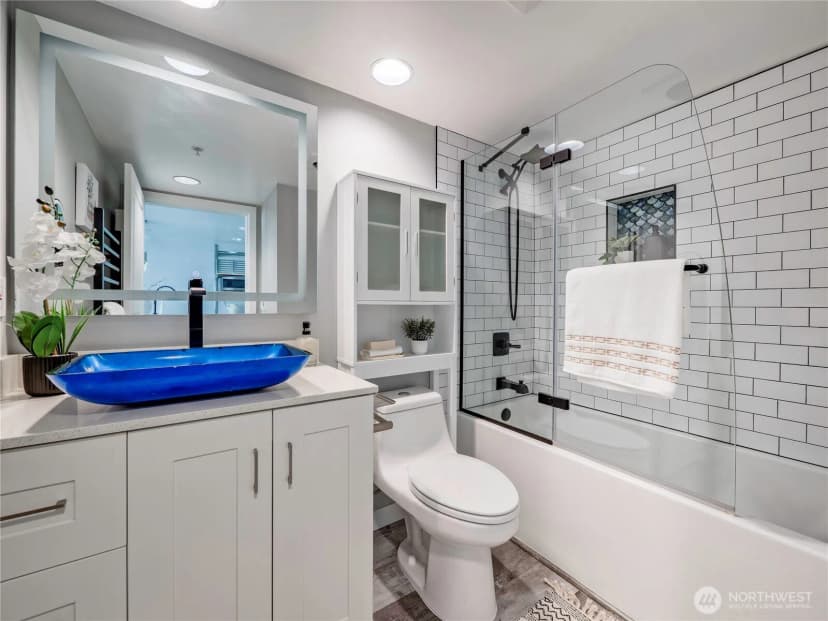 Property photo for 2929 1st Ave #816, Seattle photo 15
