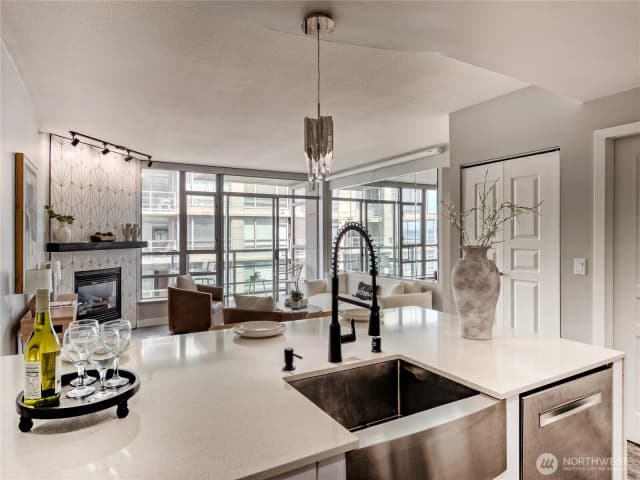 Property photo for 2929 1st Ave #816, Seattle photo 5
