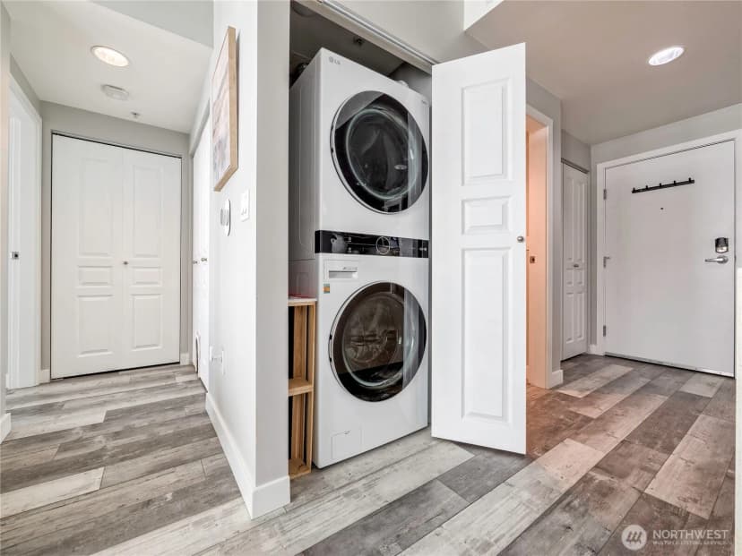 Property photo for 2929 1st Ave #816, Seattle photo 21