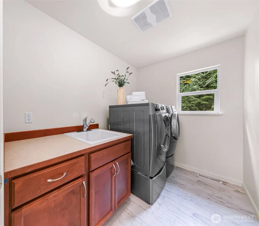 Property photo for 8204 135th Place Se, Snohomish photo 29