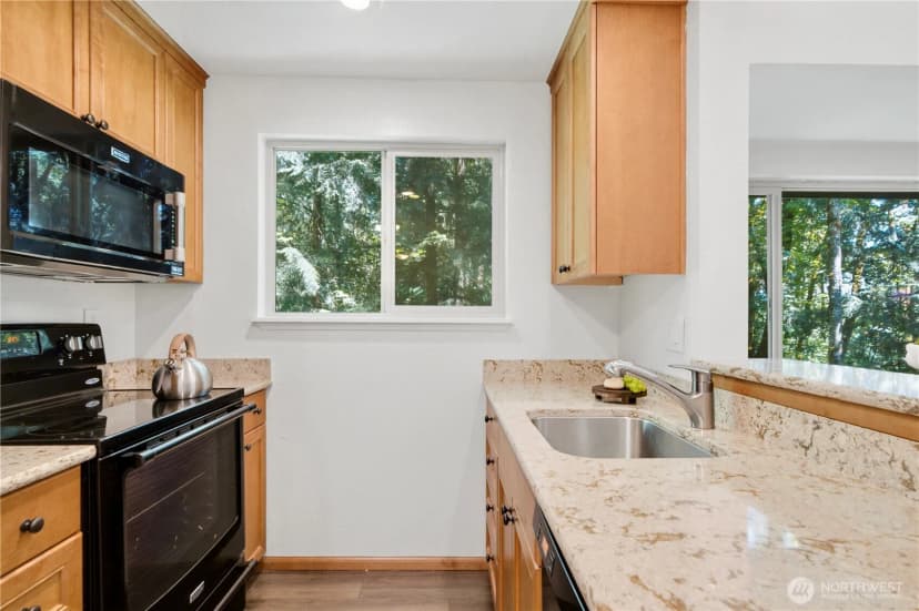 Property photo for 14624 Ne 81st Street #c4, Redmond photo 13