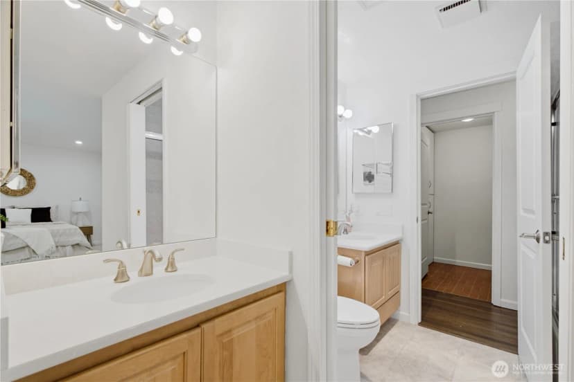 Property photo for 14624 Ne 81st Street #c4, Redmond photo 19