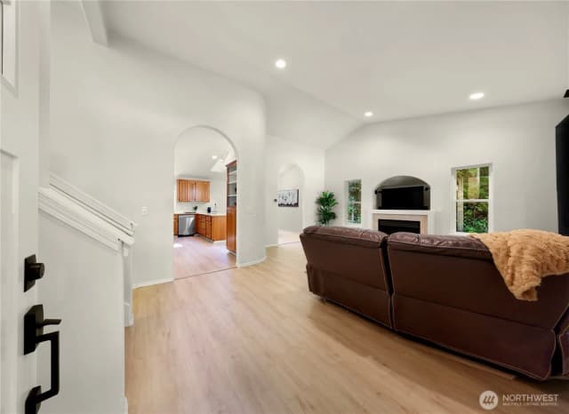 Property photo for 31528 W Lake Ketchum Road, Stanwood photo 4