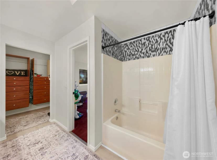 Property photo for 31528 W Lake Ketchum Road, Stanwood photo 17