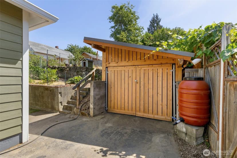 Property photo for 914 Mckenzie Avenue, Bremerton photo 23
