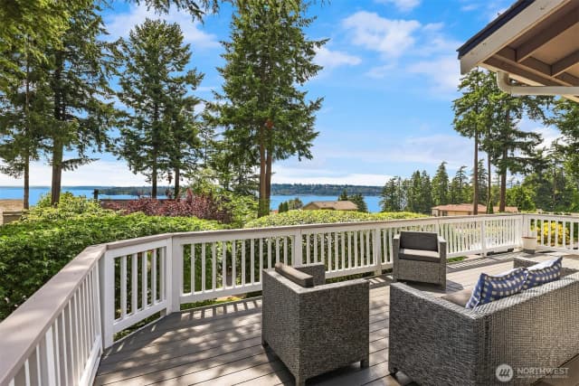 Property photo for 10922 80th Place Ne, Kirkland photo 4