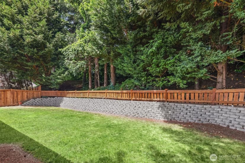 Property photo for 10922 80th Place Ne, Kirkland photo 14