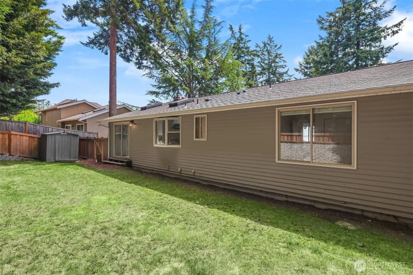Property photo for 10922 80th Place Ne, Kirkland photo 15