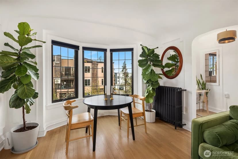 Property photo for 1101 17th Avenue #303, Seattle photo 7
