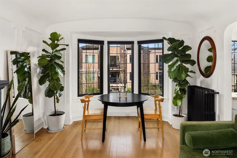 Property photo for 1101 17th Avenue #303, Seattle photo 6
