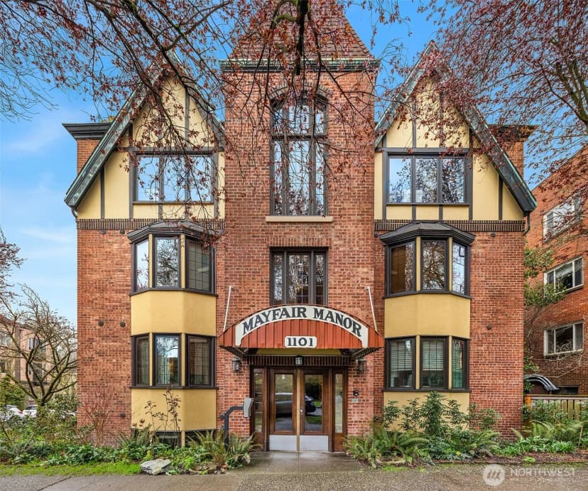 Property photo for 1101 17th Avenue #303, Seattle