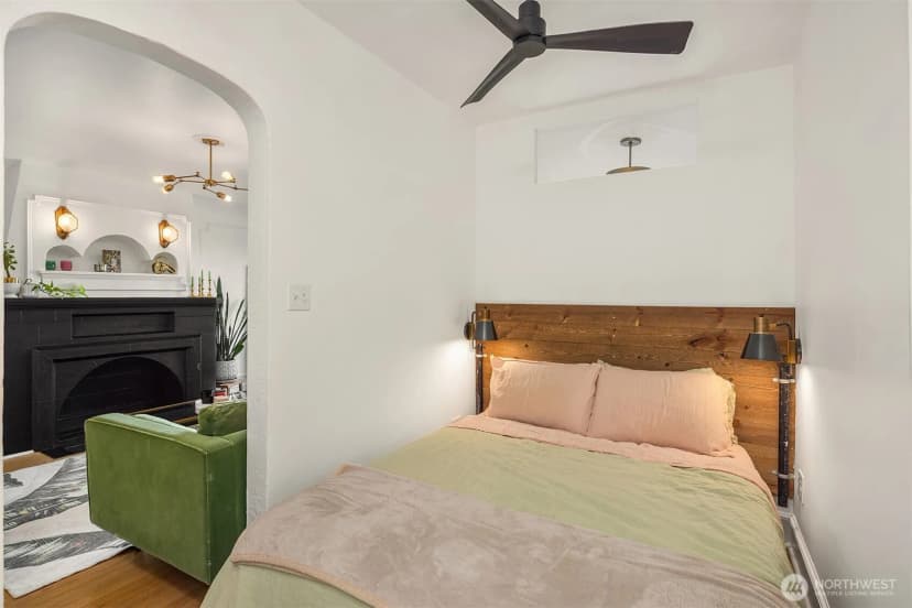 Property photo for 1101 17th Avenue #303, Seattle photo 17