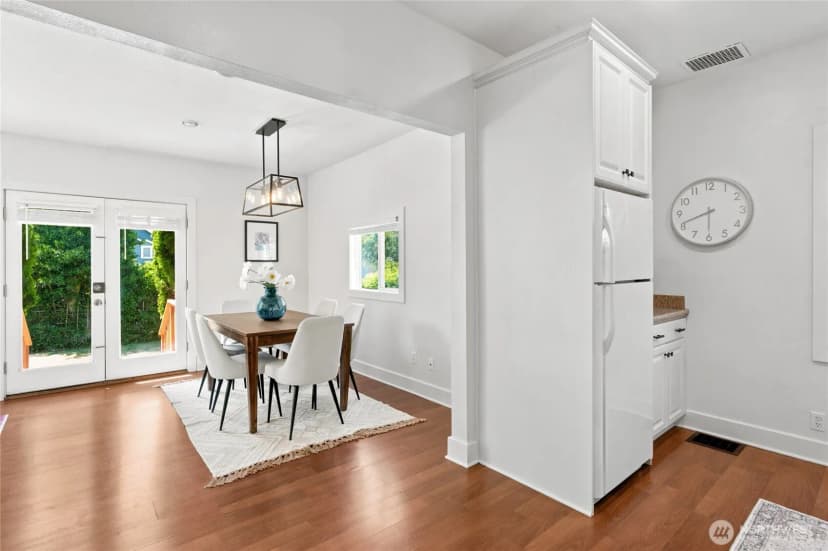 Property photo for 3015 Walnut Avenue Sw, Seattle photo 18