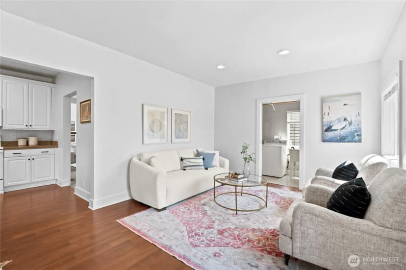 Property photo for 3015 Walnut Avenue Sw, Seattle photo 22