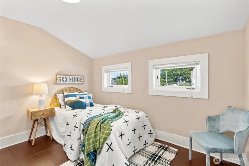 Property photo for 3015 Walnut Avenue Sw, Seattle photo 32