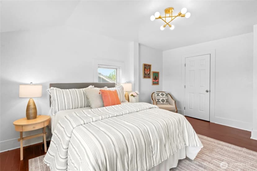 Property photo for 3015 Walnut Avenue Sw, Seattle photo 35