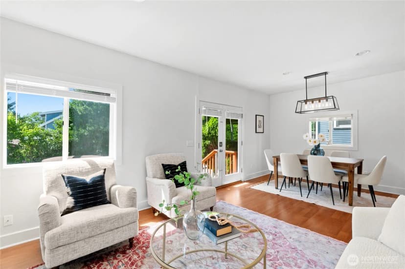 Property photo for 3015 Walnut Avenue Sw, Seattle photo 25