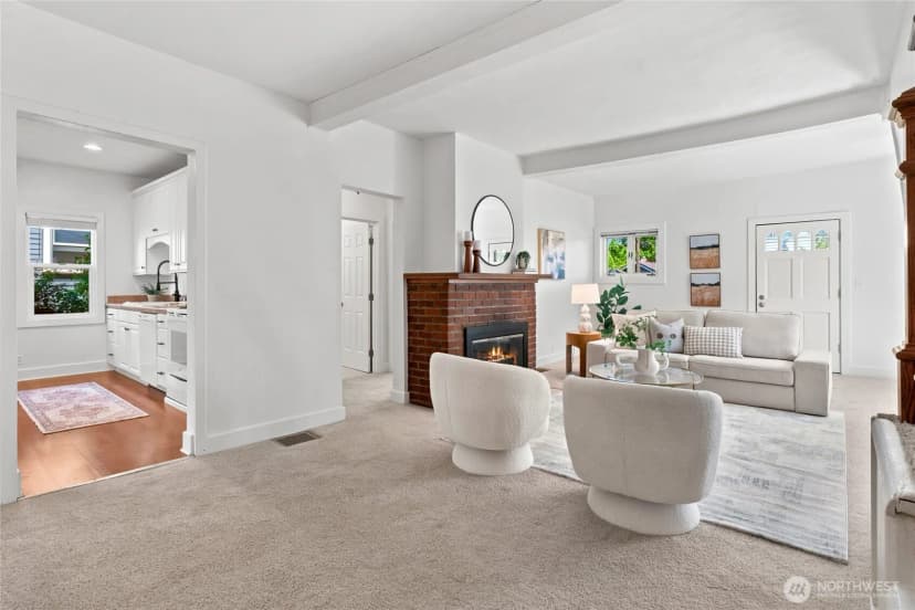 Property photo for 3015 Walnut Avenue Sw, Seattle photo 8