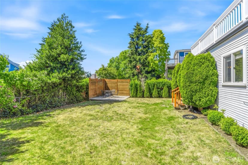 Property photo for 3015 Walnut Avenue Sw, Seattle photo 40
