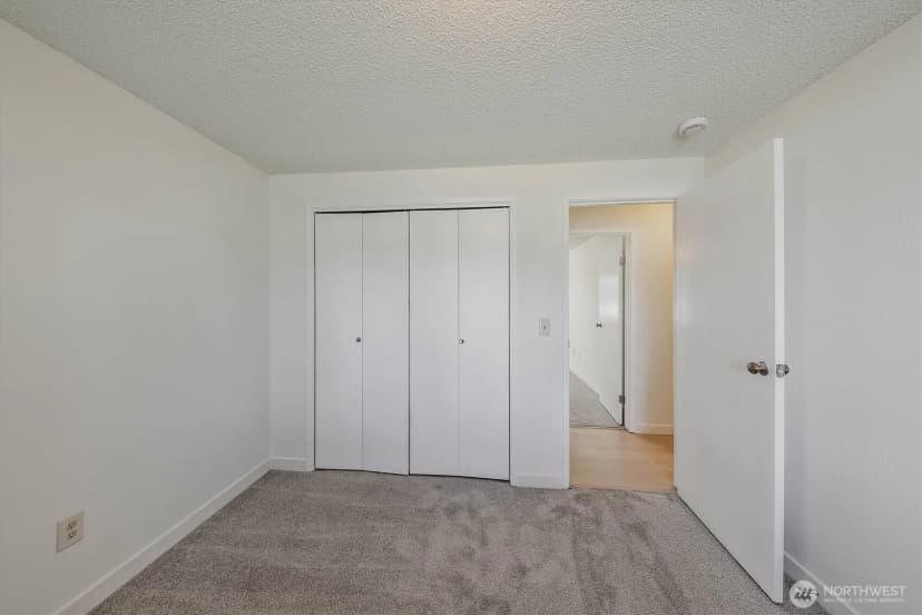 Property photo for 17109 20th Avenue E, Spanaway photo 27