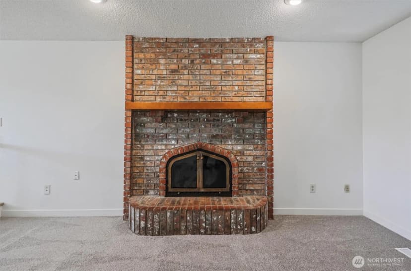 Property photo for 17109 20th Avenue E, Spanaway photo 9