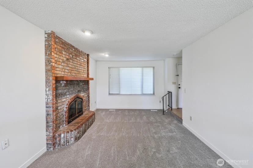 Property photo for 17109 20th Avenue E, Spanaway photo 7
