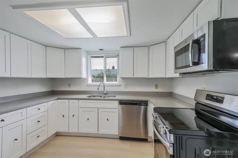 Property photo for 17109 20th Avenue E, Spanaway photo 17
