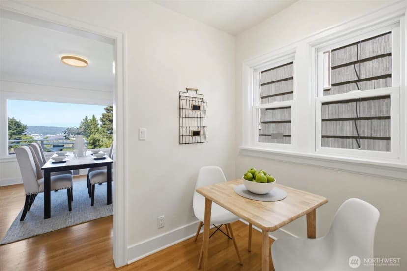 Property photo for 5006 Greenwood Avenue N, Seattle photo 15