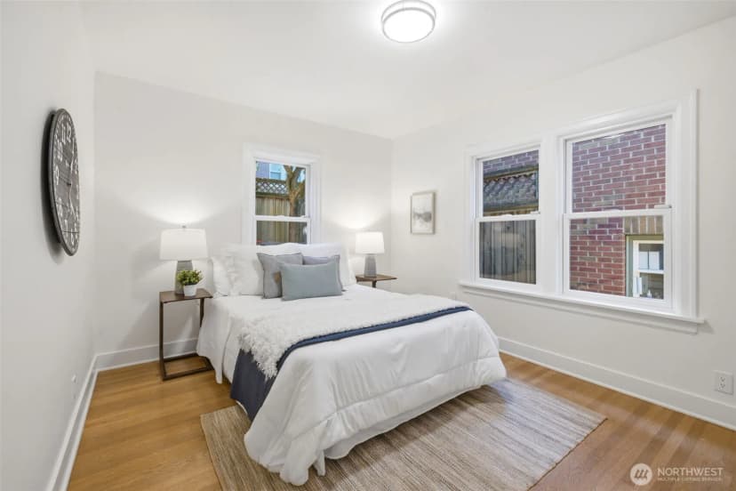 Property photo for 5006 Greenwood Avenue N, Seattle photo 20