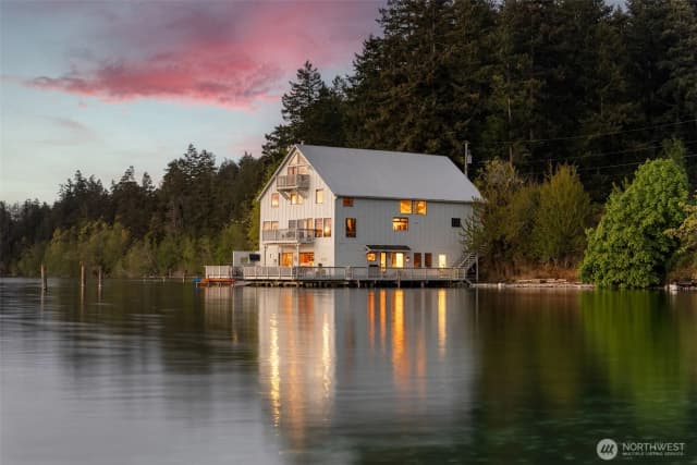 Property photo for 17257 Olympic View Drive Nw, Silverdale
