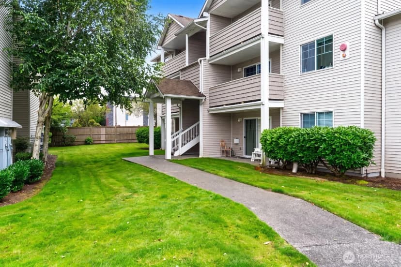 Property photo for 1001 W Casino Road #g303, Everett photo 2