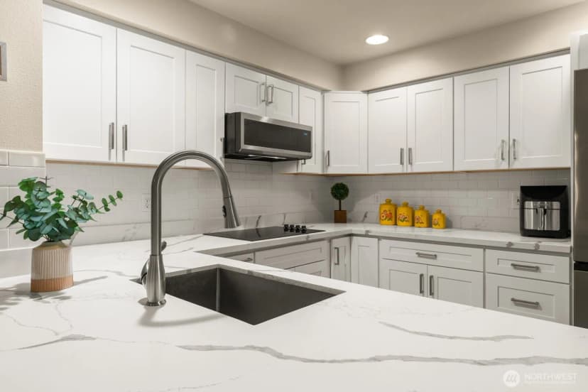 Property photo for 1001 W Casino Road #g303, Everett photo 12