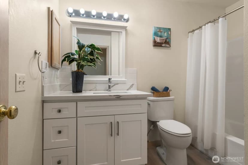 Property photo for 1001 W Casino Road #g303, Everett photo 30