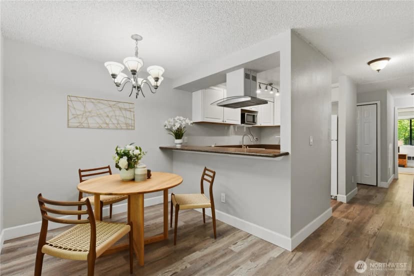 Property photo for 12726 Ne 116th St #e9, Kirkland photo 8