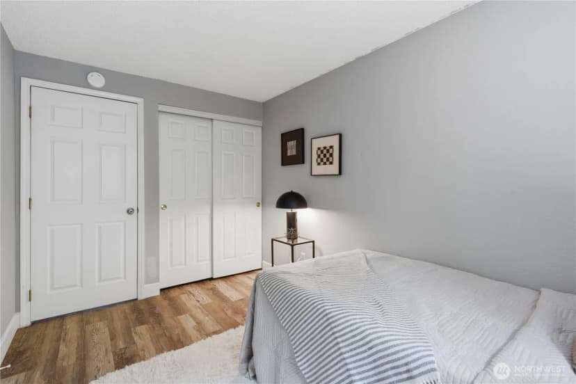Property photo for 12726 Ne 116th St #e9, Kirkland photo 17