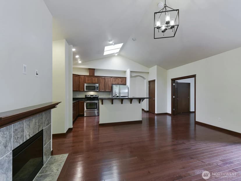 Property photo for 4649 Helena Avenue Se, Lacey photo 4