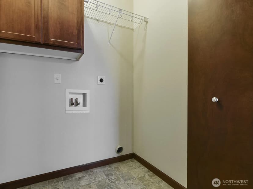 Property photo for 4649 Helena Avenue Se, Lacey photo 10