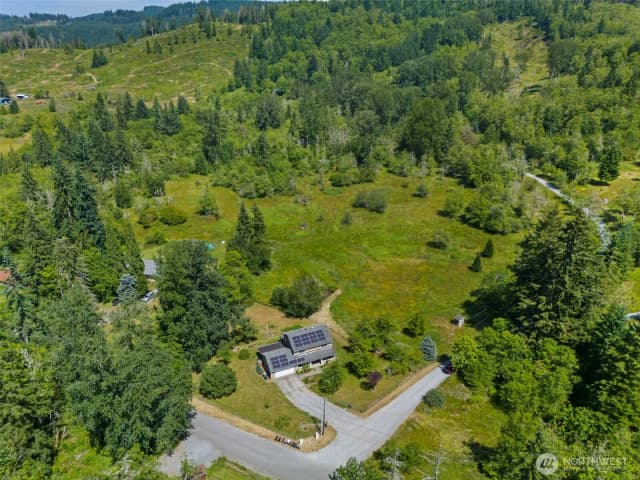 Property photo for 12305 523rd Street E, Eatonville photo 2