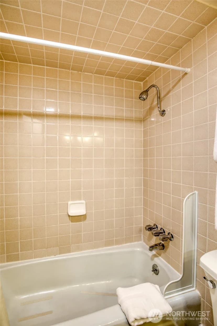 Property photo for 710 S Hancock #105-07, Westport photo 8